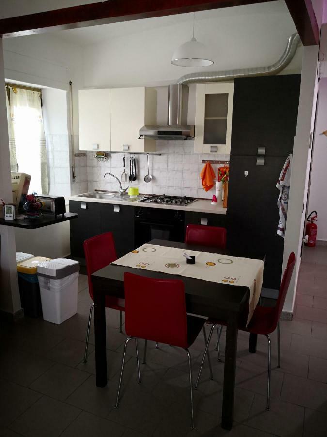 A Casa Di Rossano E Rossella Apartment คาร์บอเนีย ภายนอก รูปภาพ